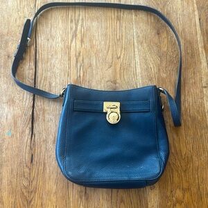 💙Michael Kors Leather Hamilton Traveler